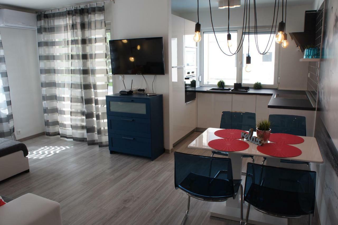 Laguna Beach Apartmanok Siófok Exterior foto